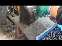 Włókna wolfram-karbid, niemagnetyczne małe okrągłe pręty.