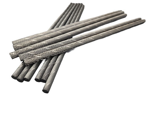 jakość  Ground Surface Finish Tungsten Carbide Helical Rod with Cooling Holes HRA 81.5-95 for Precision Machining fabryka
