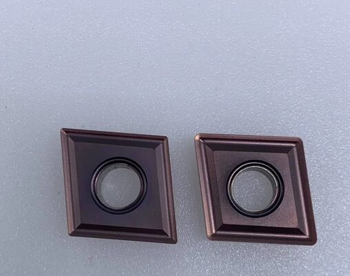 CNMG 120408 Wkład karburowy o kształcie diamentu 80°, konstrukcji dwustronnej i negatywnej raki dla obróbki CNC